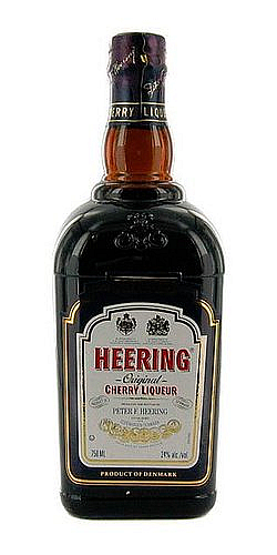 Likér Heering Original Cherry  24%0.70l