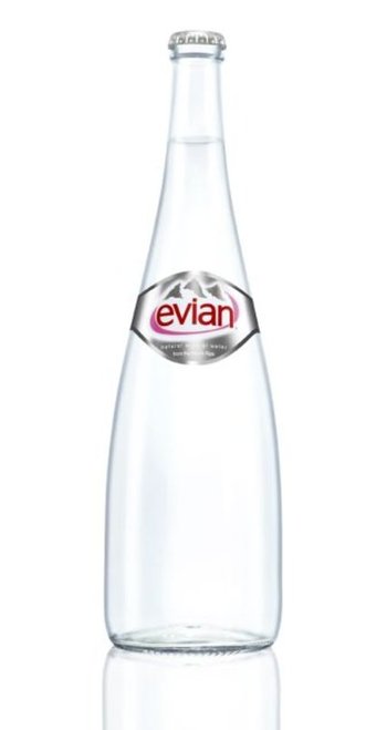 Evian 0,75l sklo