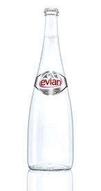 Evian 0,75l sklo