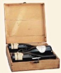 Dřevěný kufřík na víno 2-4 lahve